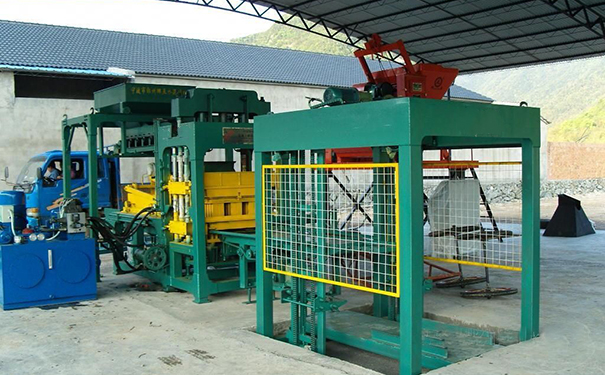 新型免燒磚機(jī)助力處理固體廢棄物，增加固廢回收率